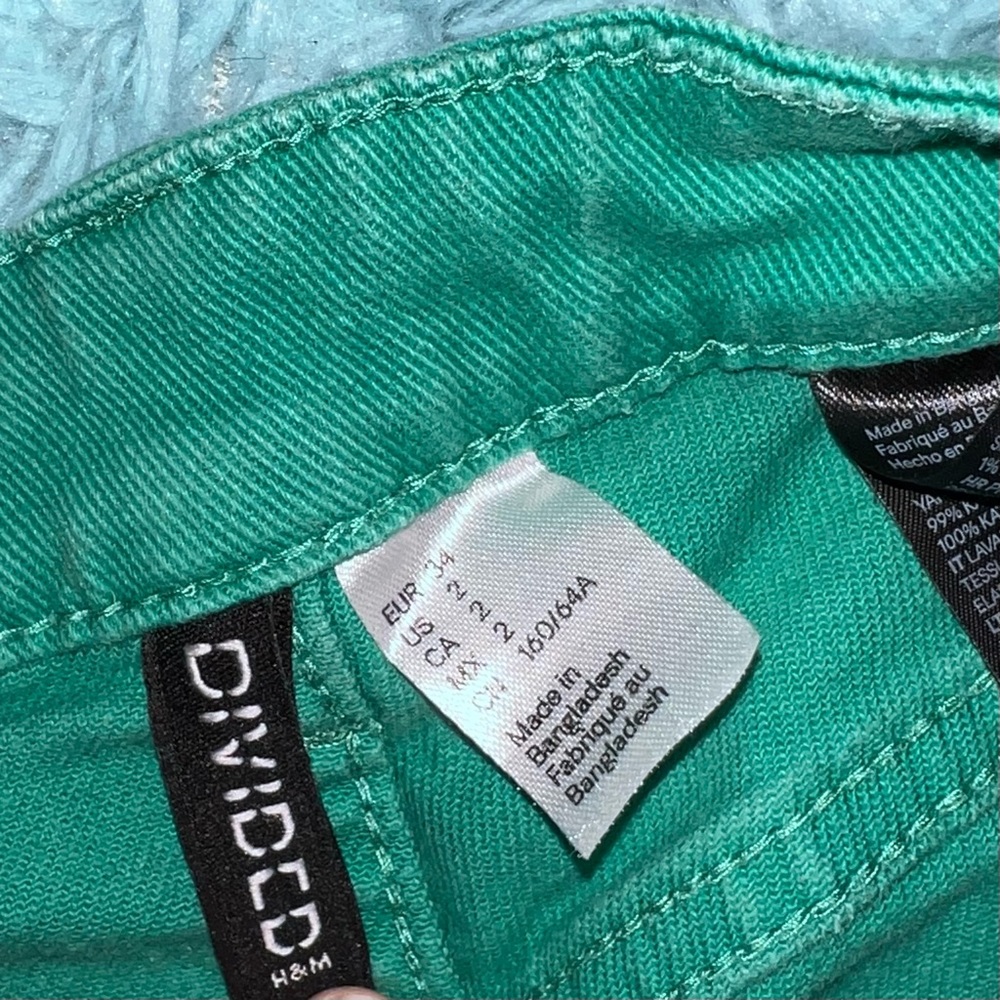 H&M Jeans - Picture 2 of 5